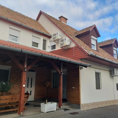 Ginkgo Apartman Демьен Экстерьер фото