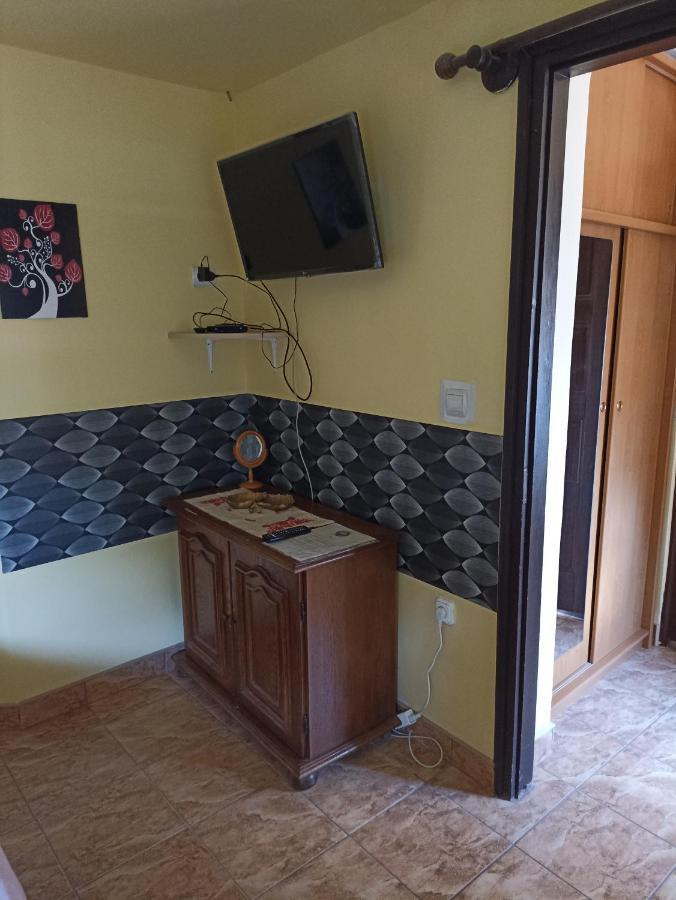 Ginkgo Apartman Демьен Экстерьер фото
